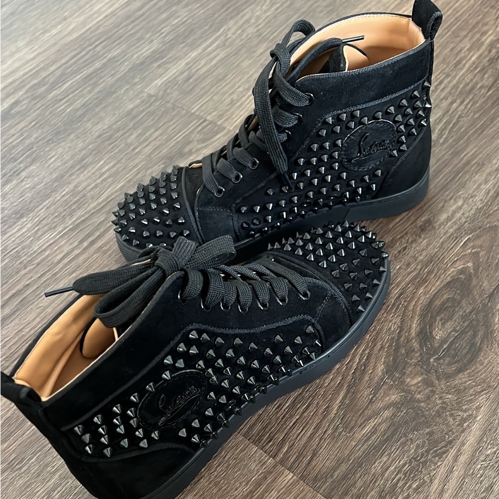 Christian Louboutin size 7 - Picture 3 of 4